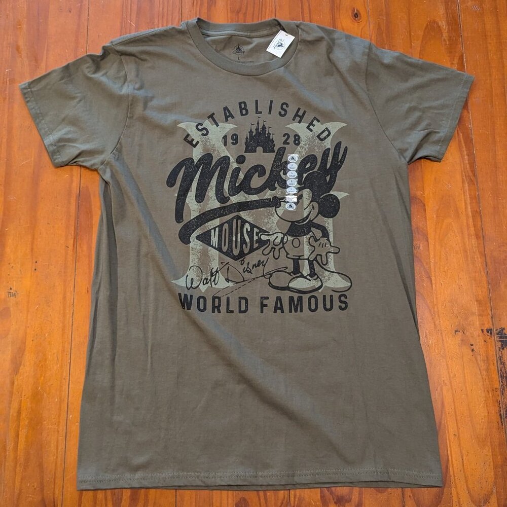 Disney Mickey Mouse “Established 1928” T-Shirt – Size Large – Olive Green - NWT